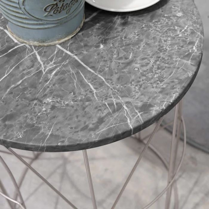 Комплект от две подреждащи се странични масички