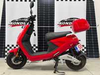 Motociclete Scuter electric Lvneng motor Bosch
