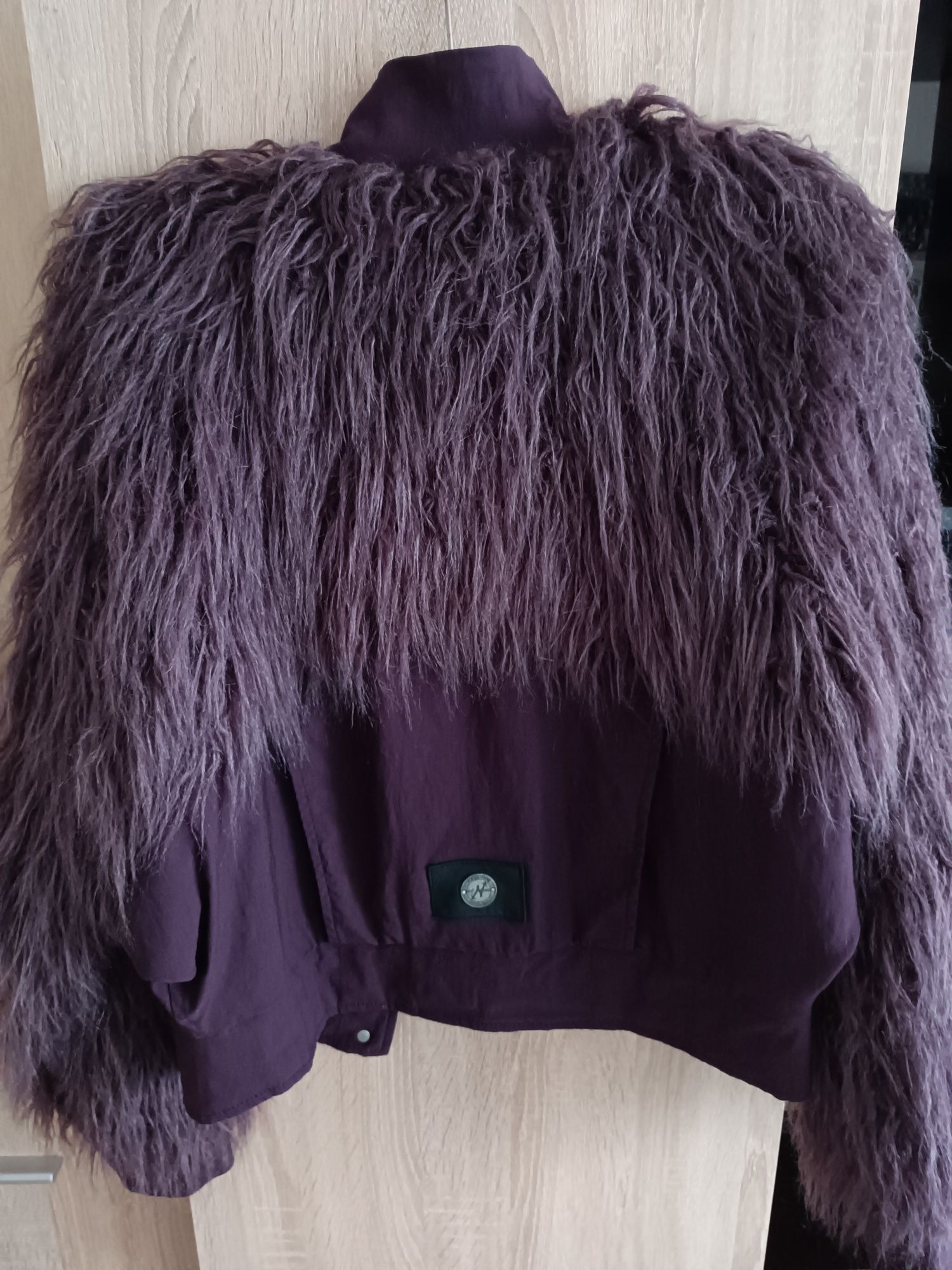 Дамски жилетки ZARA,BENETTON, Miss Sixti