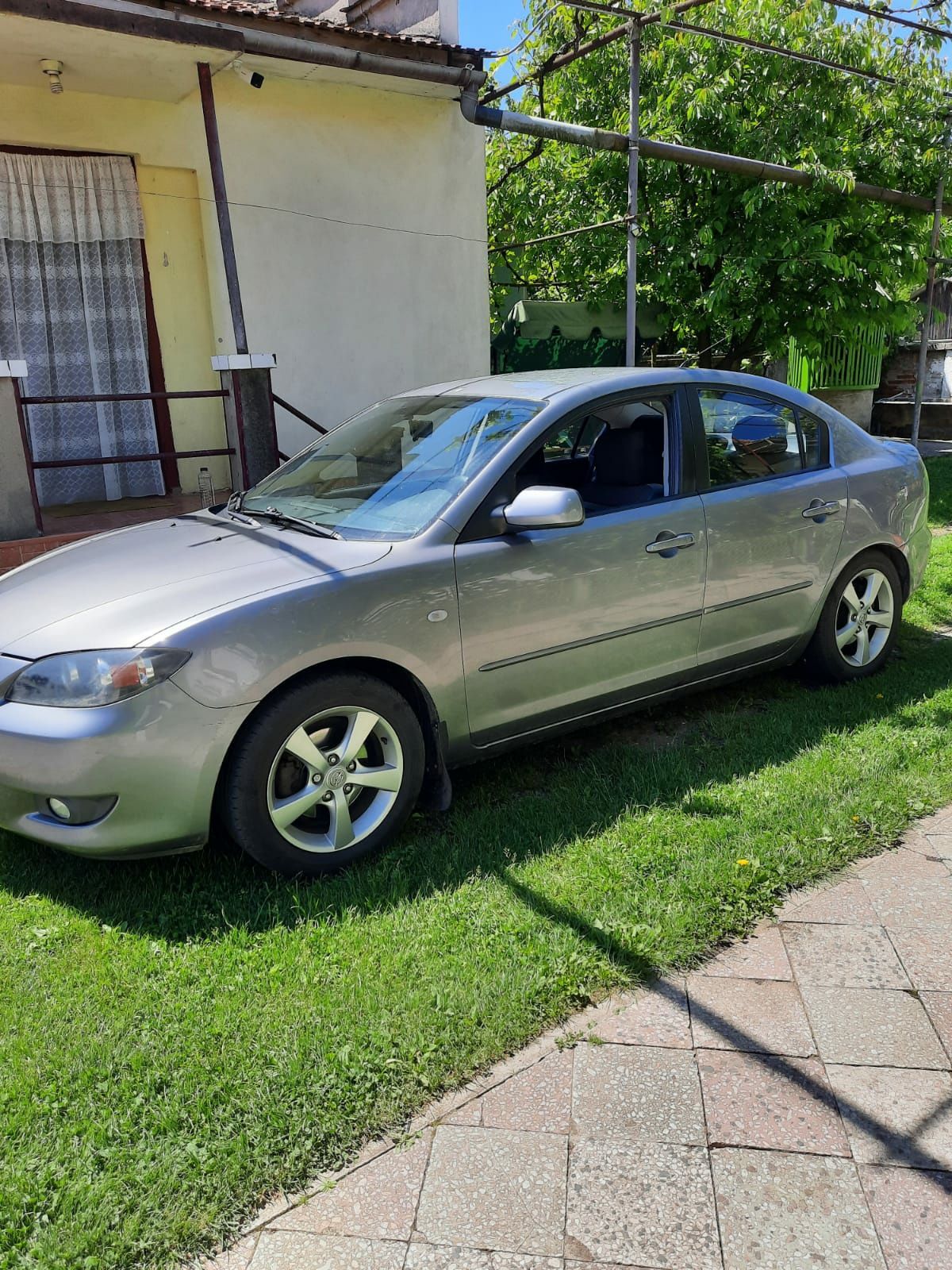 Vând Mazda 3  BK, Sedan 1.6 benzină  an fabricație 2005