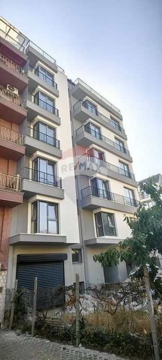 Двустаен апартамент за продажба, кв.Погреби