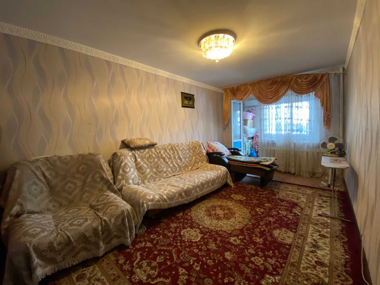 Продам 2-х ком. квартиру!! - 22 мкр.