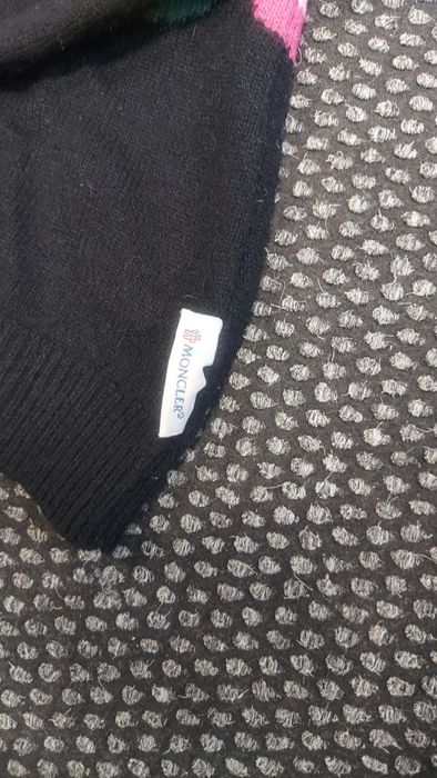 Moncler дамски пуловер S размер