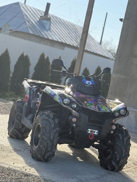 Can am outlander model lung 1000 v twin rotax