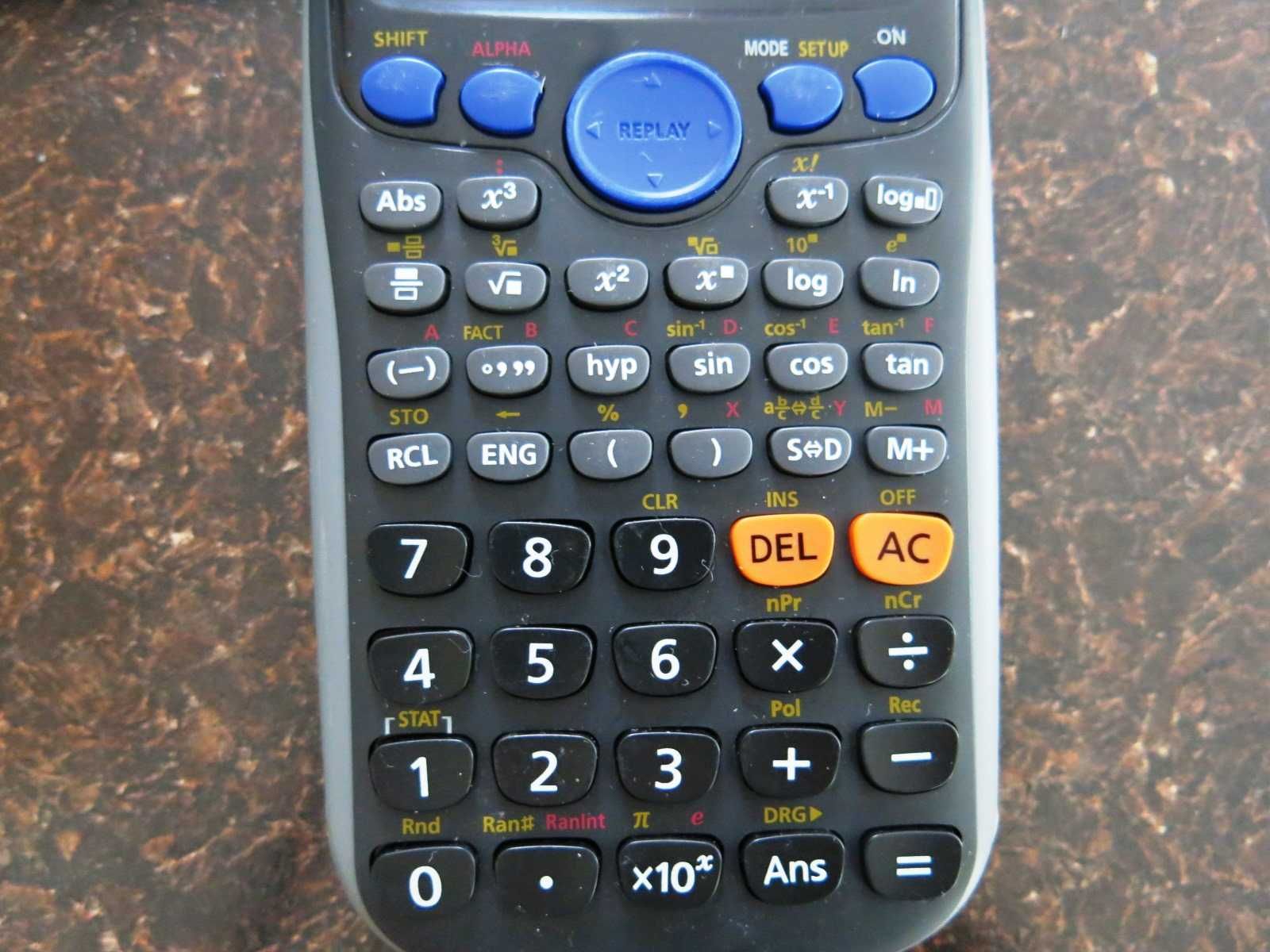 Научен калкулатор Casio fx-82EX PLUS