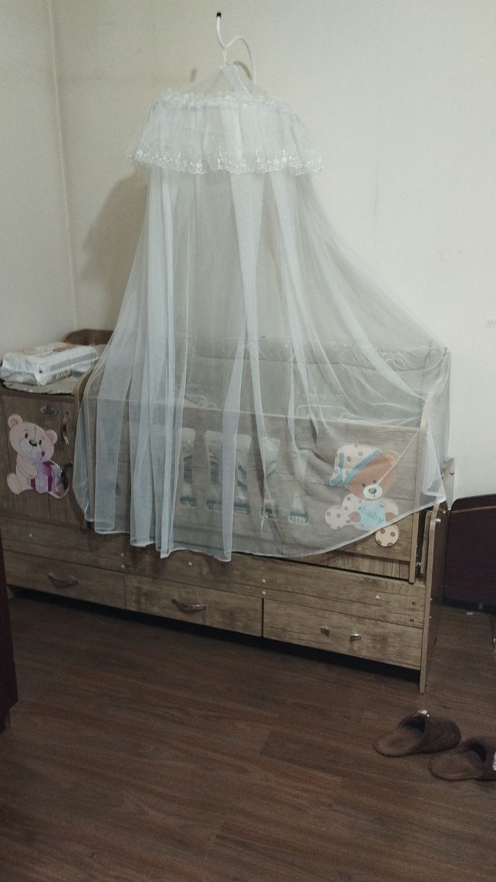 Продам детскую кроватку