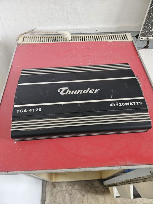 Бас каса JBL с усилвател !!!