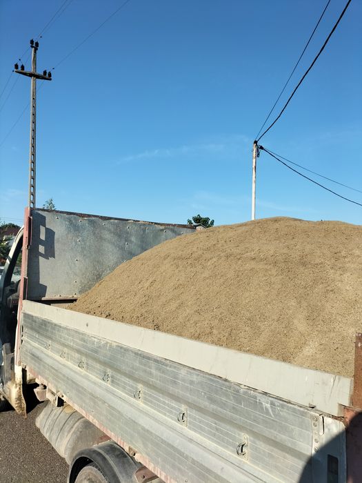 Transport nisip, piatră, balastru,orice tip de sort concasat,moluz, pă