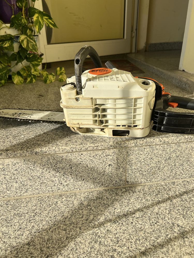 STIHL MS 192 C работи отлично