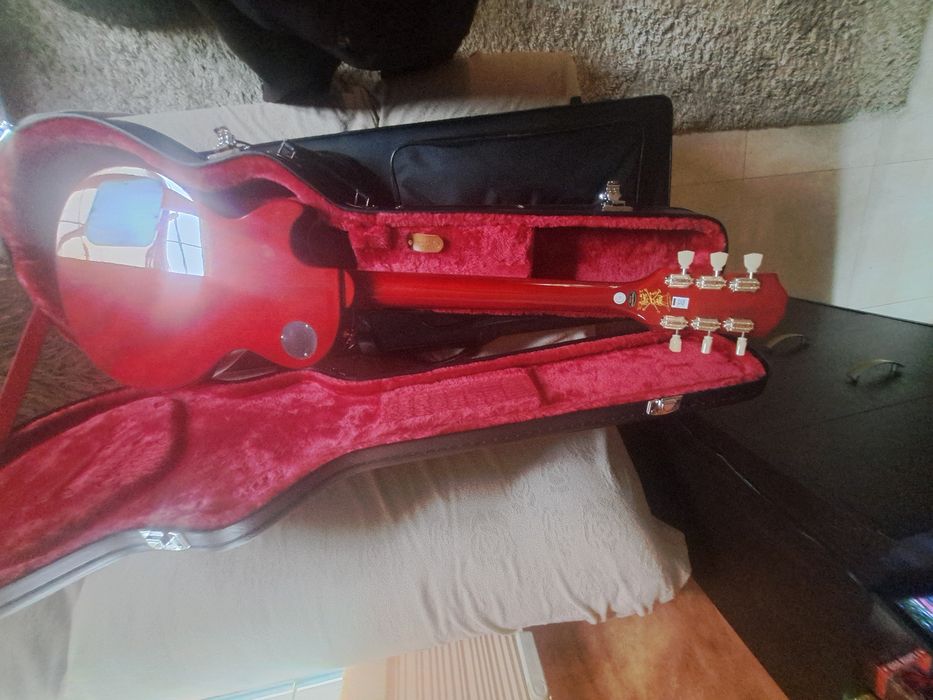 Китари електрическа EPIPHONE И IBANEZ Premium