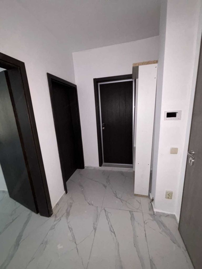Дава се под наем Двустаен апартамент в София, Младост 4 - 80 кв.м за 700 € - Снимка #8