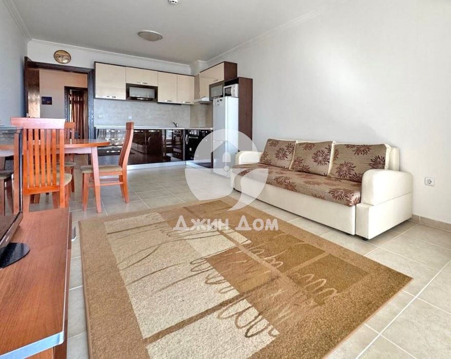 Продава се Тристаен апартамент в Свети Влас - 86 кв.м за 1687 €/кв.м - Снимка #1