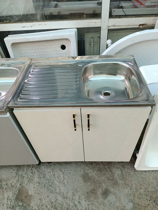 Oshxona Moyka Oshxona Rakvina