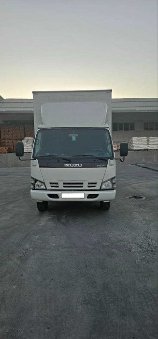 ISUZU yaxshi xolatda sotiladi