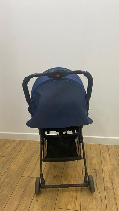 Продам коляску детскую прогулочную