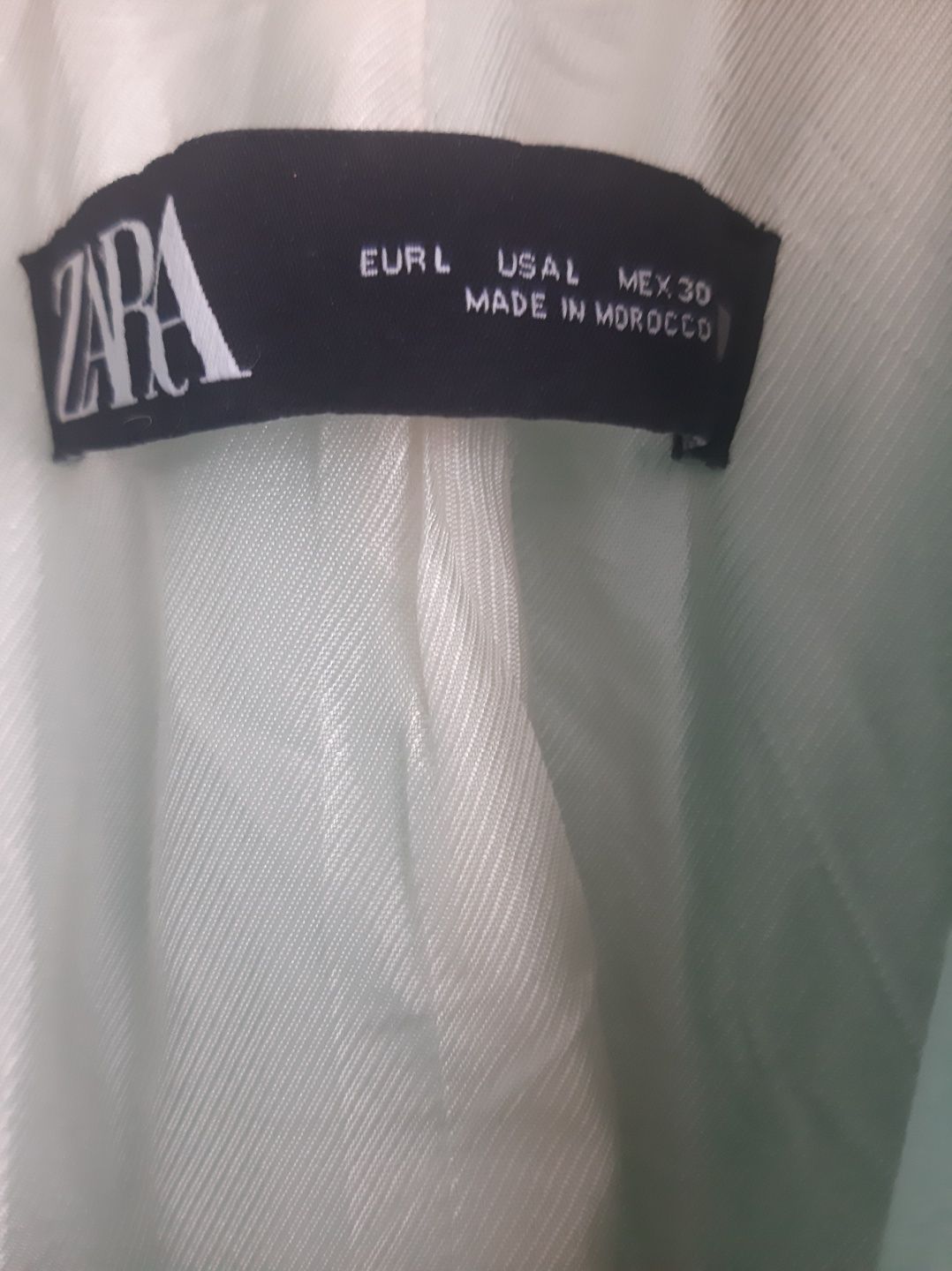 Сако на марката ZARA
