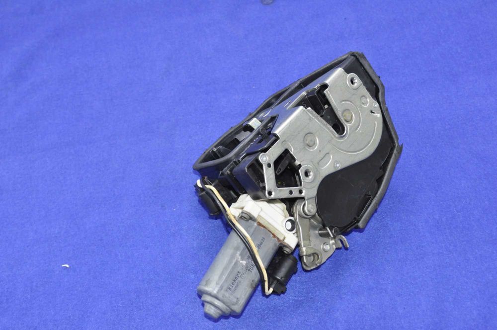 Замок двери Bmw 7-Series е65 е66