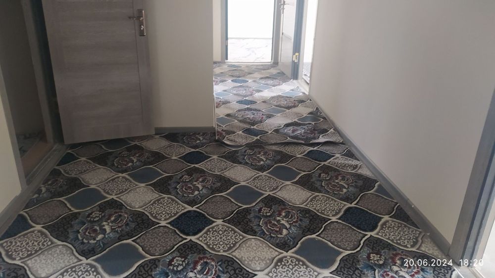 Navoiy viloyati Karmana tumanida uy sotiladi