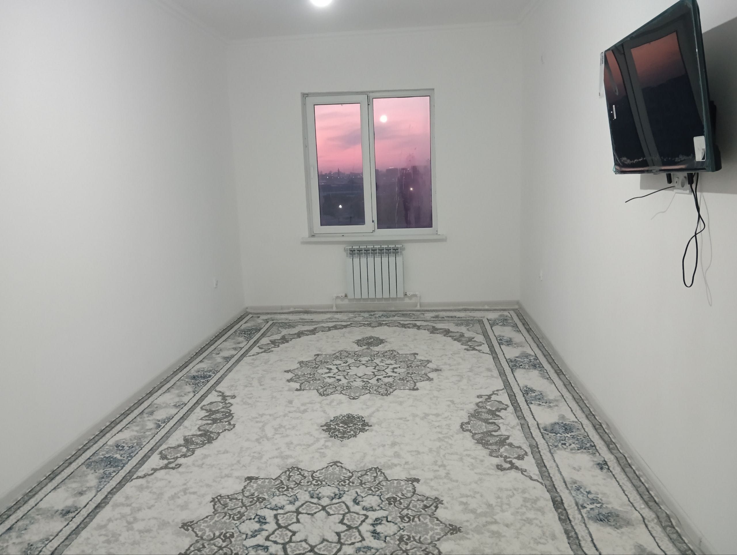 Ijaraga uy bor, narxi kelishiladi. Maklersiz!!!