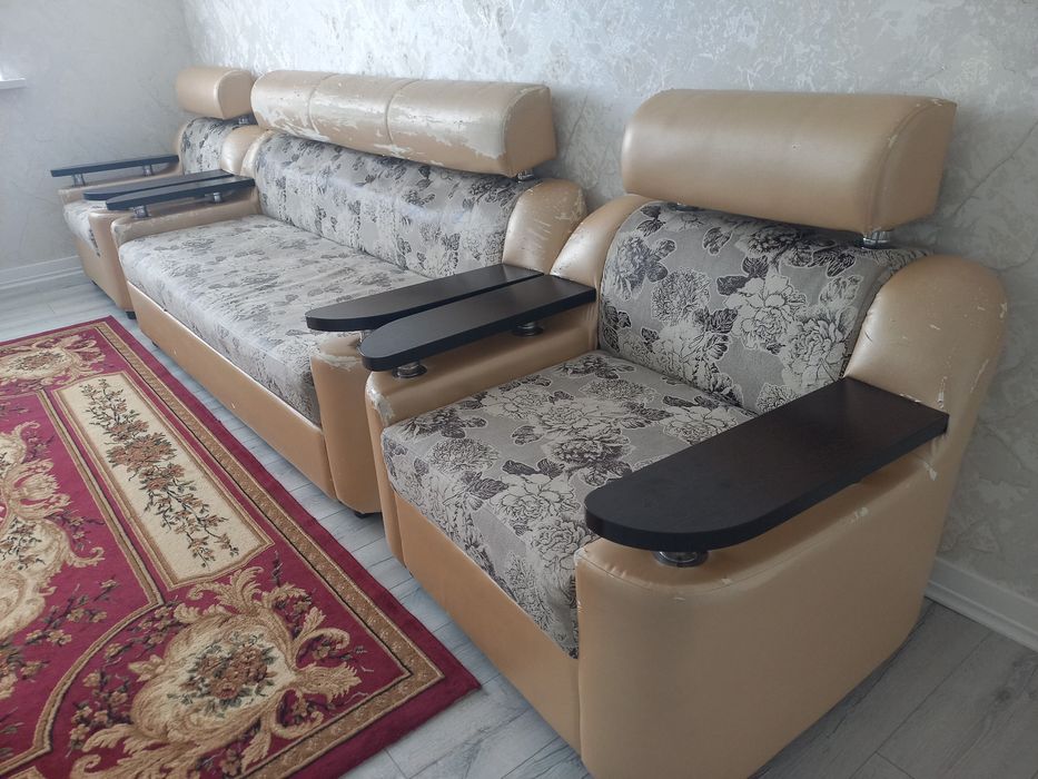 Диван мебель.б/у