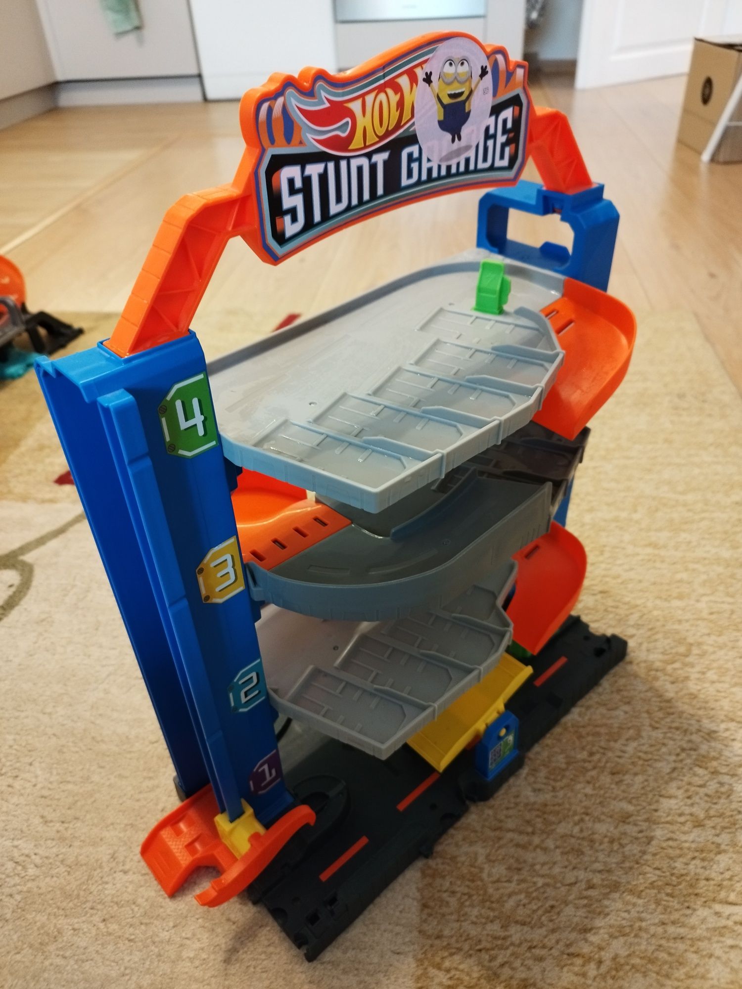Hot wheels гараж