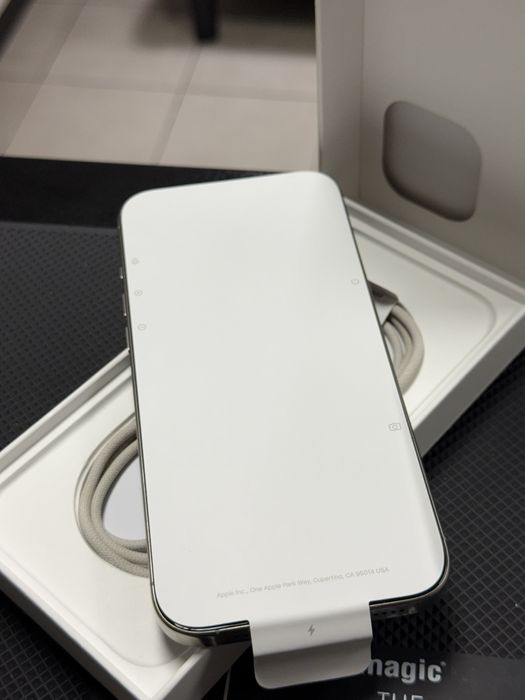 Apple iPhone 16 Pro Max,Natural Titanium,256GB *100% Battery*КатоНов*