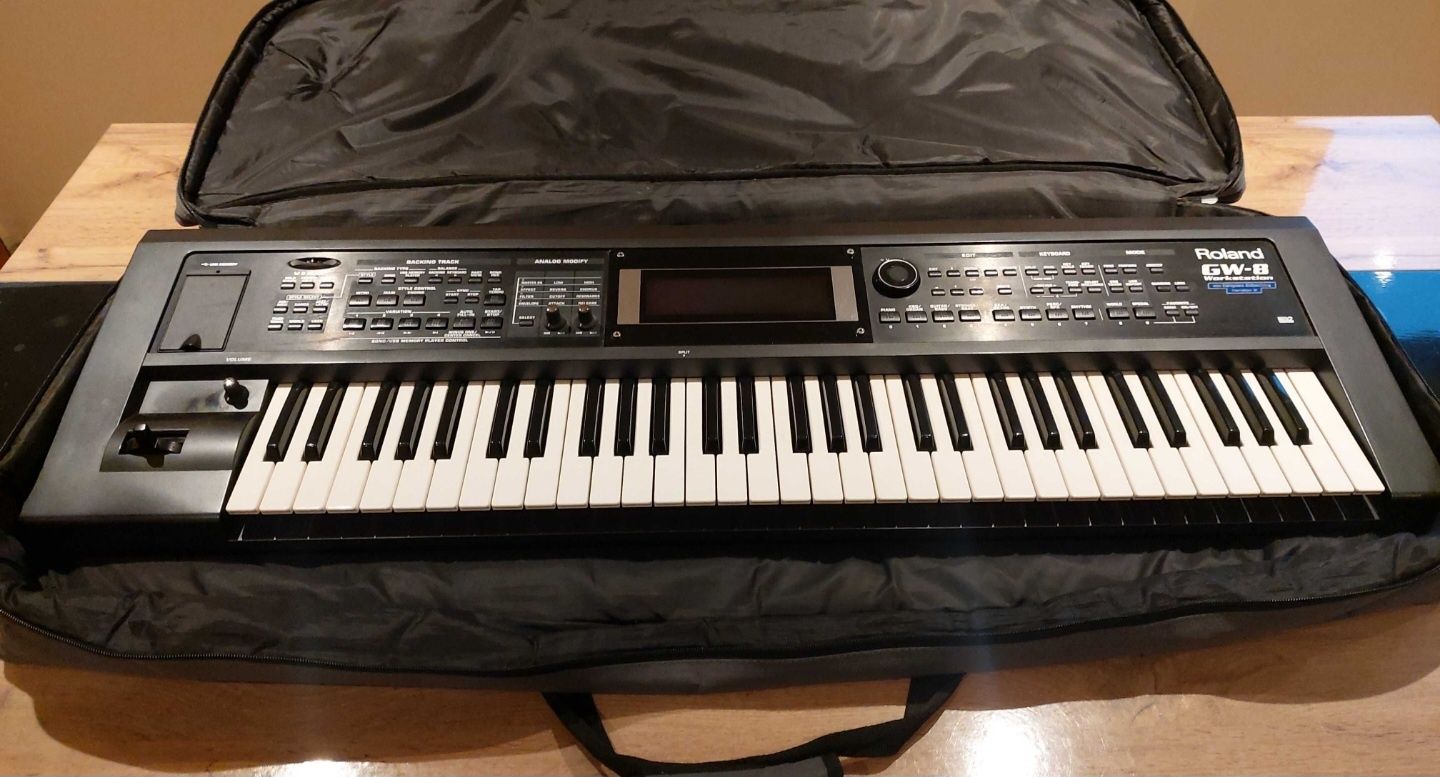 Roland GW 8 Workstation Version 2