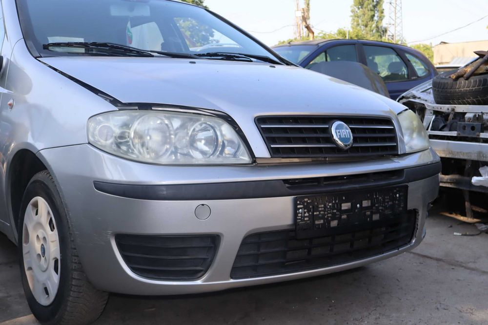 Фиат Пунто 1.2 60 к.с 2004 год.Само на части