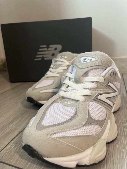 New Balance 9060