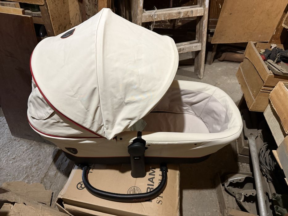 Кош за новородено Cybex Priam Ferrari