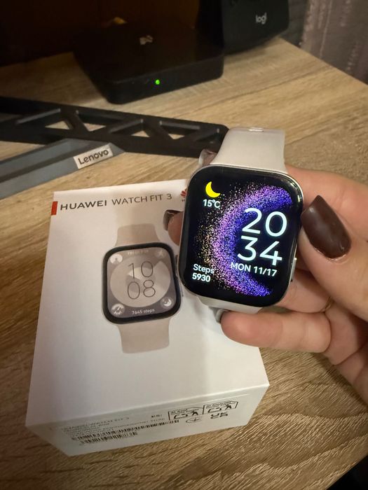 Смарт часовник Huawei FIT 3