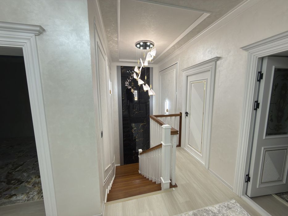 Урганч шахрида 2 каватли ховли жой