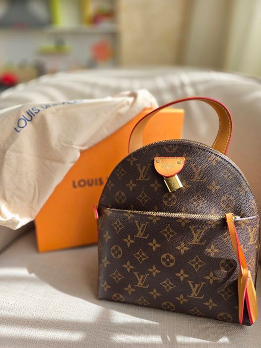 Дамска чанта Louis Vuitton