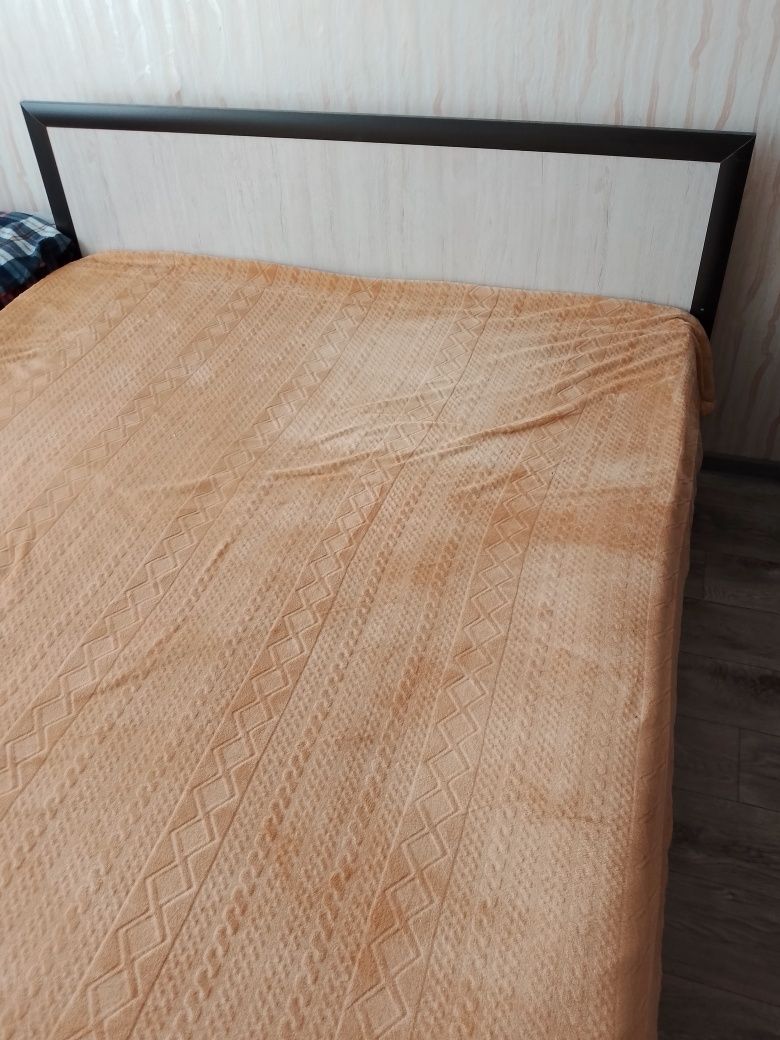 Продам Тахта 160*200