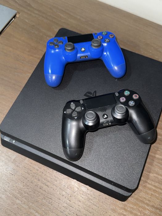 Продам пс4 слим память 1tb