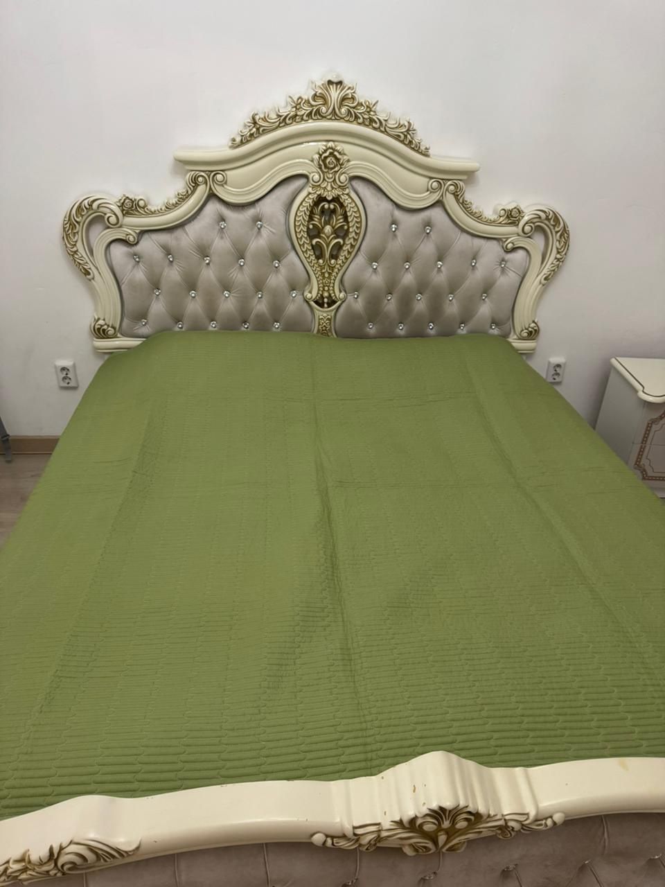 Продается одеяло летнее на 2х спальную кровать
