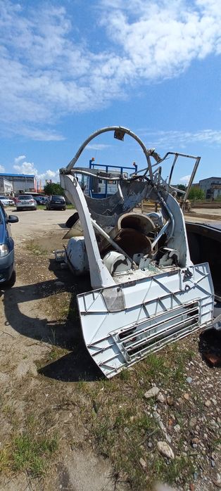 Vând piese betonieră Schwing Stetter