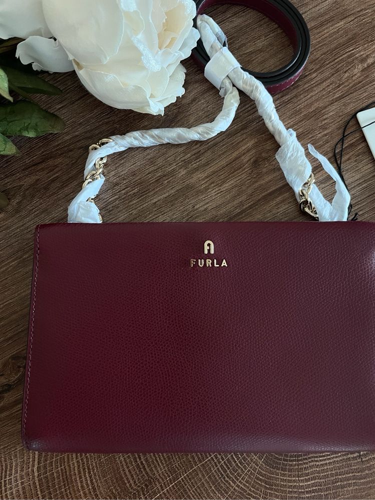 Дамска чанта / клъч Furla