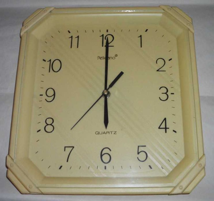 Vand ceasuri de perete