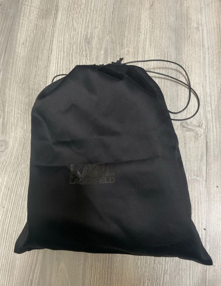 Adidasi Karl Lagerfeld eleganti din piele naturala!