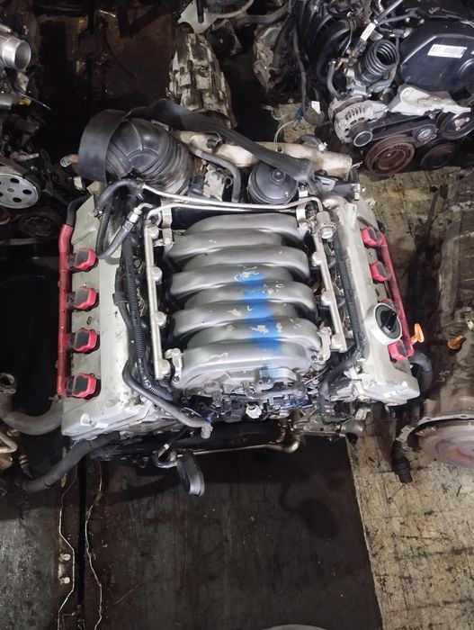 Привозной двигатель Audi A6  BAS 4.2 объёмом