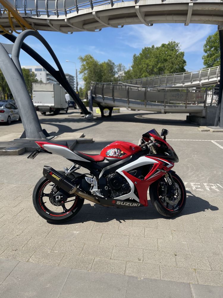 Vand GSXR 600 K7