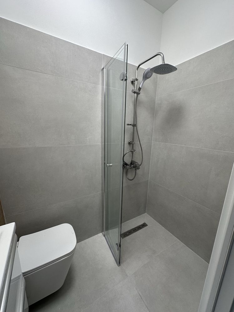 Dau in chirie apartament Ultracentral, complet renovat cu 2 camere.