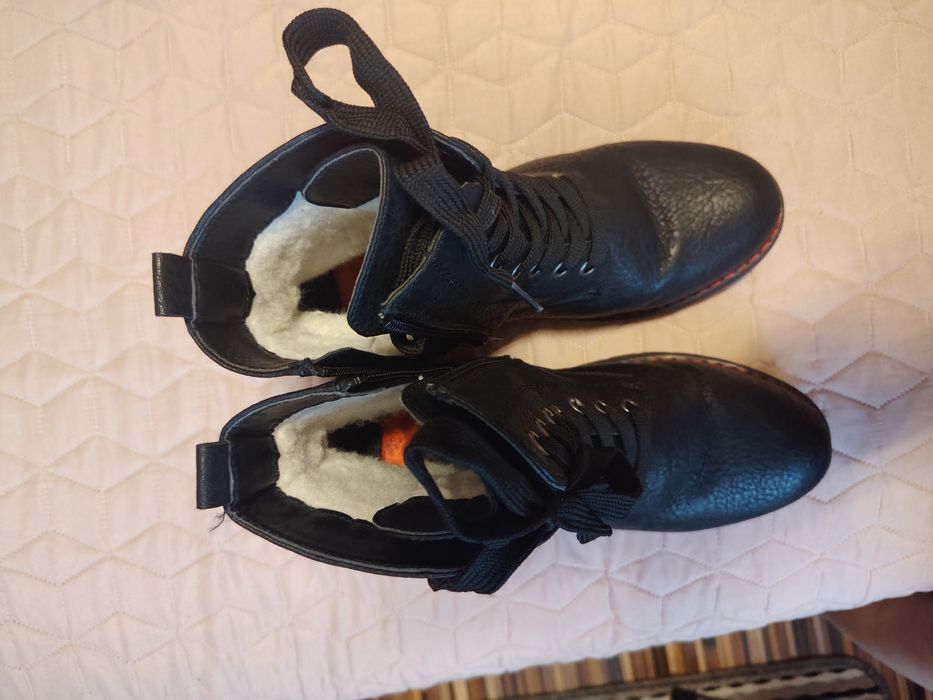 Зимни боти rieker