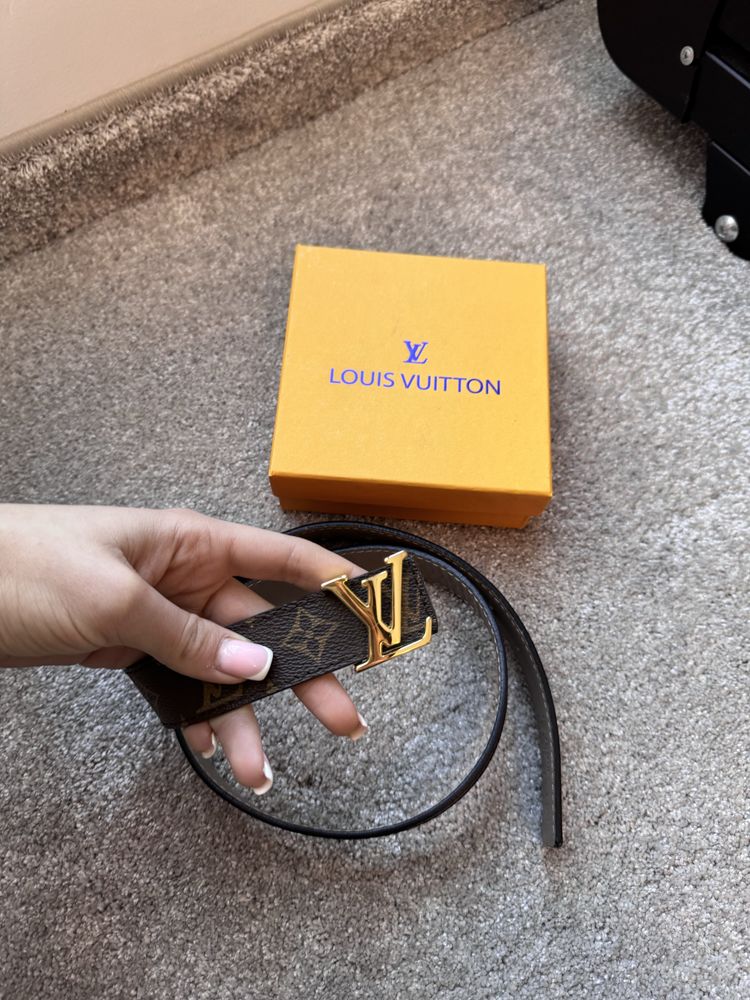 Дамски колани Louis Vuitton