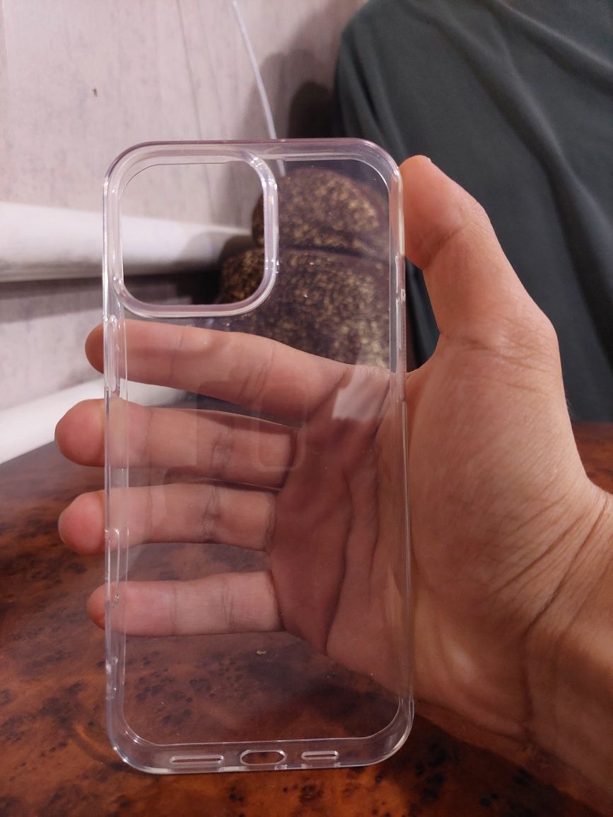 Iphone 16 pro max chexol