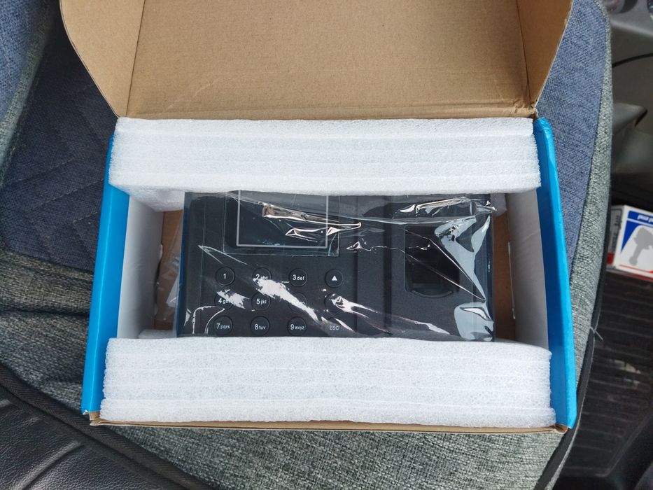 Контроль учёта по отпечатку пальца. Biometric Fingerprint control.