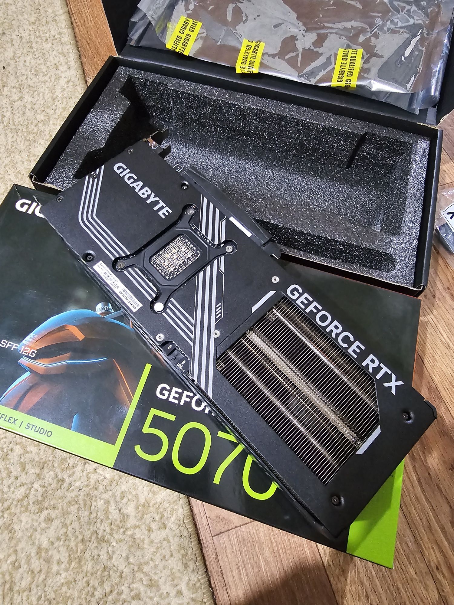 RTX 5070 видеокарта ртх продам топовую карту
