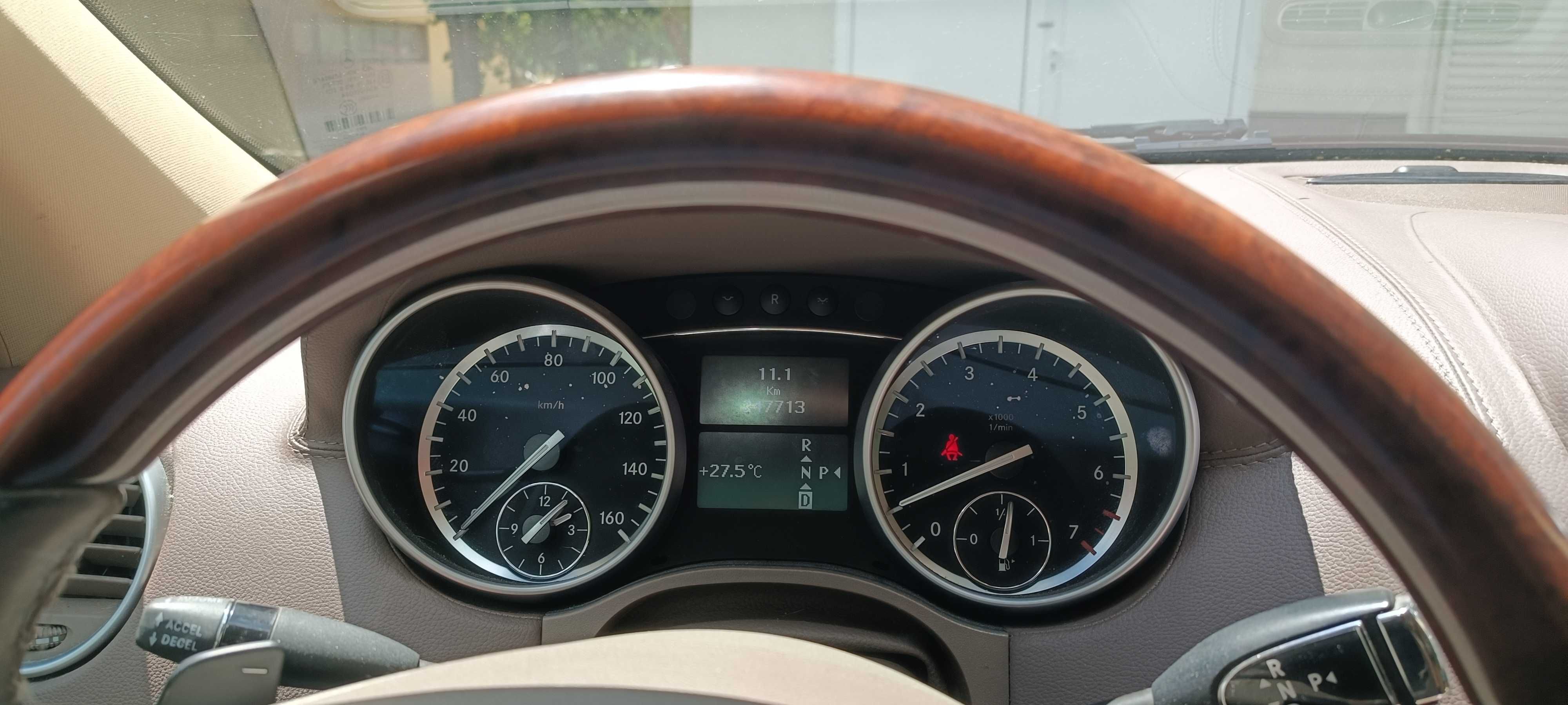Продавам Мерцедес GL 450-2012 г.