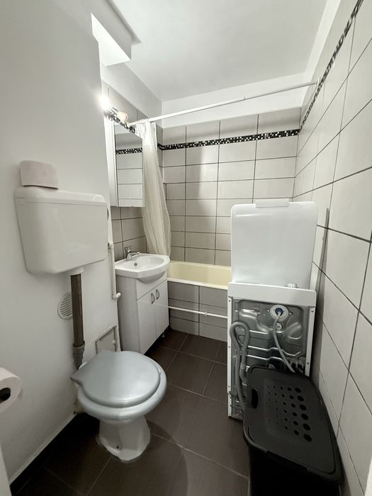 Garsonieră 32mp Titan• 1 min de metrou Costin Georgian